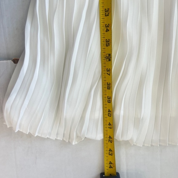 Dear Drew by Drew Barrymore Elizabeth Street Short Sleeve Pleated Dress SZ 6 - Picture 9 of 11